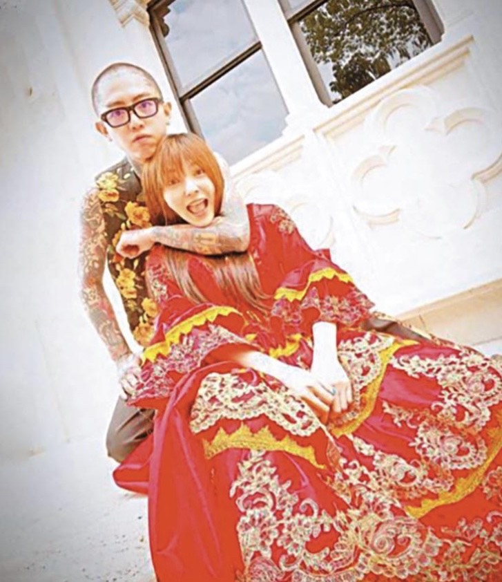 謝和弦感謝莉婭的陪伴，並說莉婭是他的救命恩人。（翻攝自謝和弦IG）