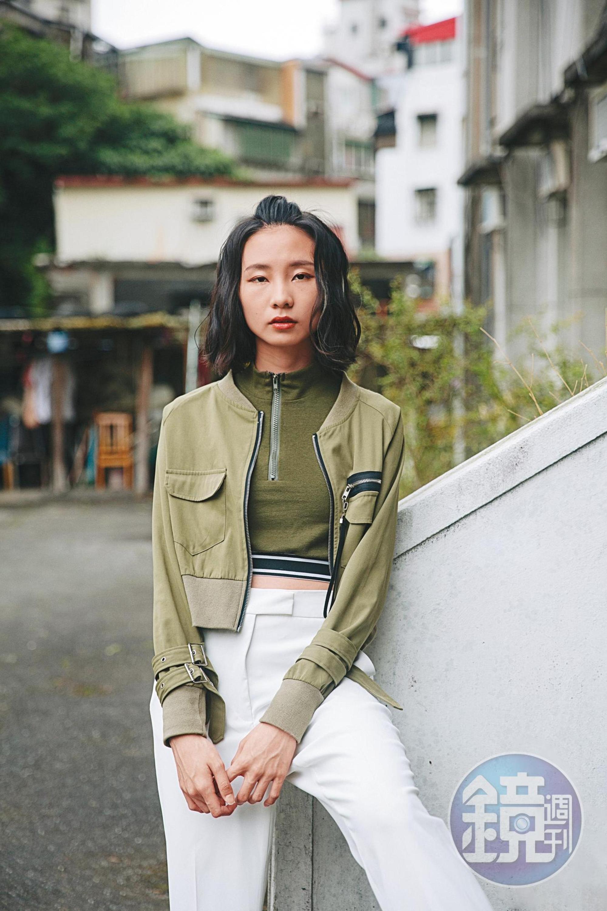 陳忻玥兩度從輔仁大學英文系休學，為尋找人生方向。