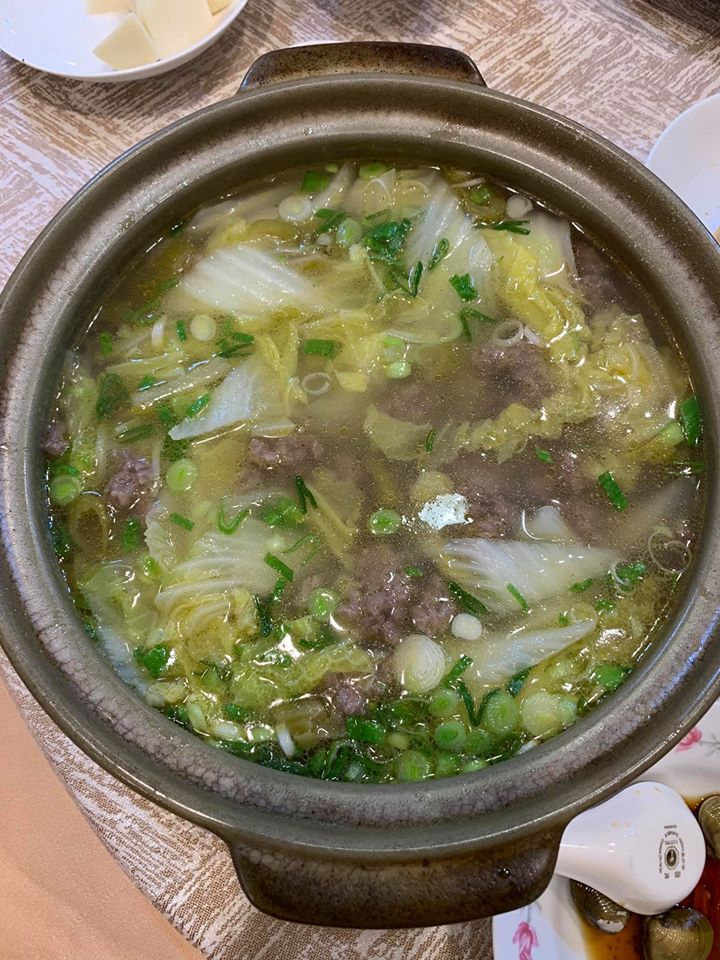 在明福台菜拍攝的正版牛肉羹。