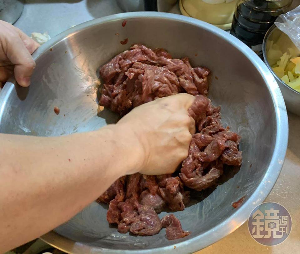 用這些搓揉照片頗有療癒作用。