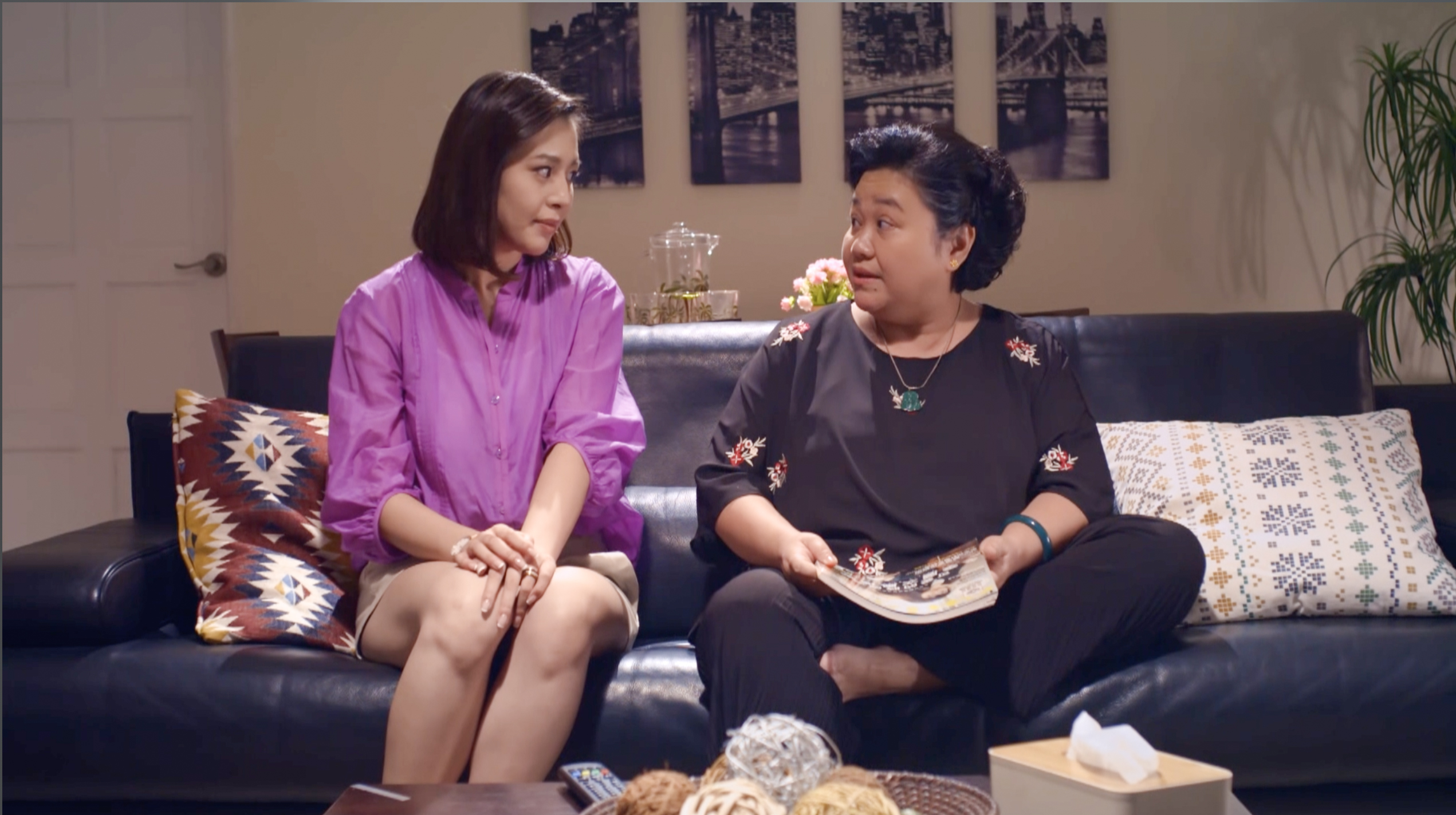 鍾欣凌（右）、劉品言（左）婆媳鬥法超寫實。（公視提供）