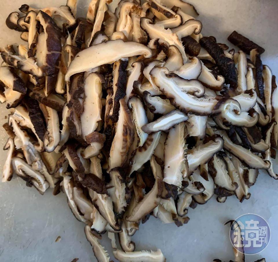 再加上香菇，便是十全十美。