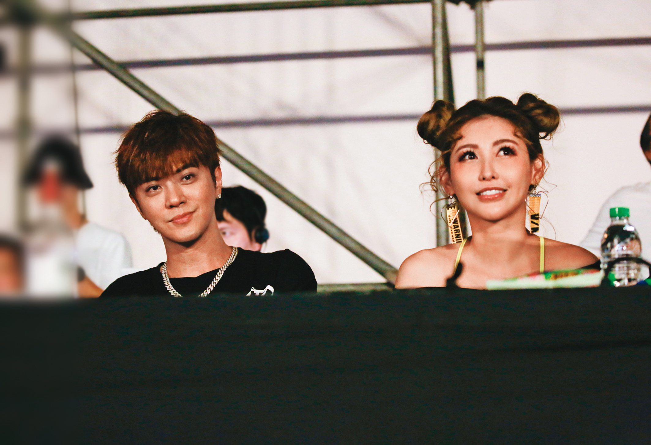 羅志祥（左）旗下男團C.T.O去年9月在台大體育會館舉辦首場售票演唱會時，愷樂（右）也到場捧場。