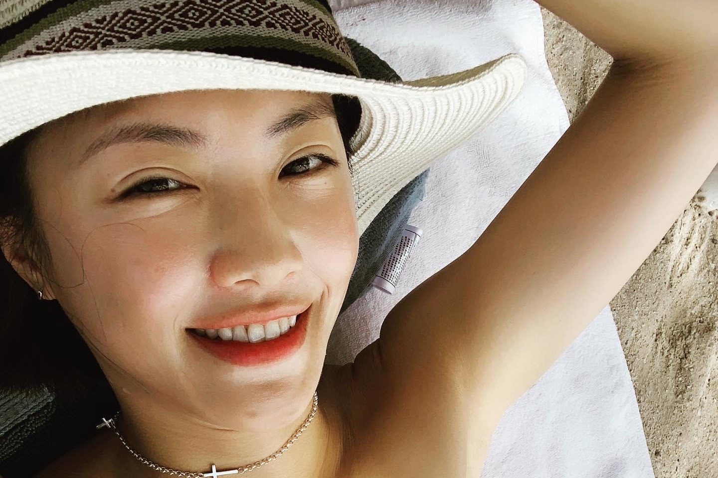 小8首次演女一的《姊妹們追吧》收視不理想，本月只剩0.2%。（翻攝小8臉書）