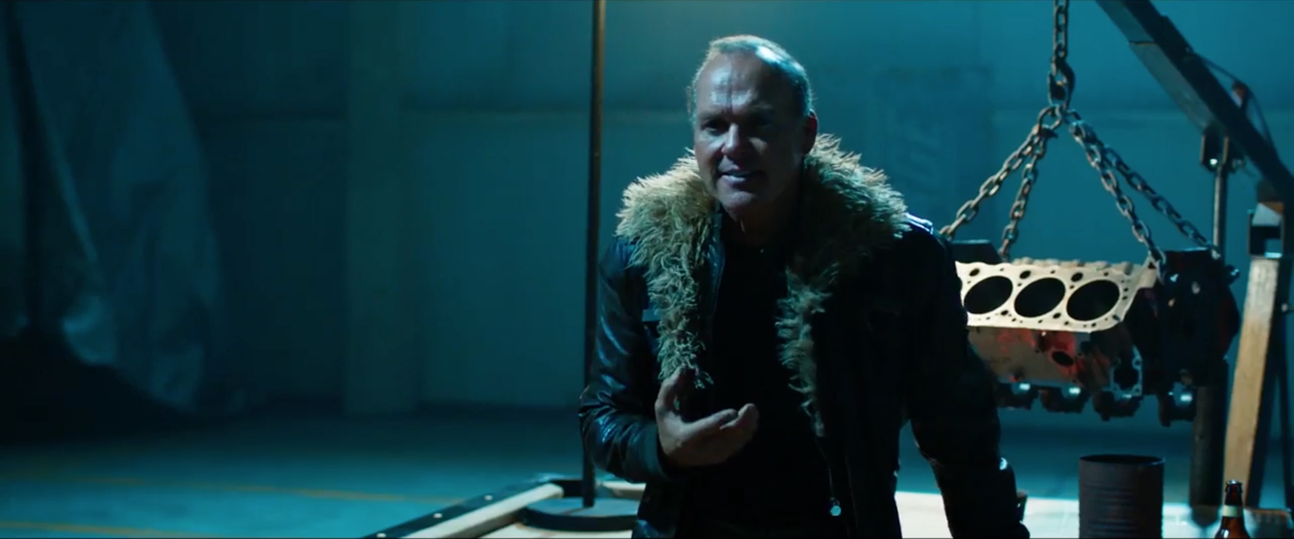 在《蜘蛛人：返校日》飾演反派「禿鷹」的麥可基頓，可能在28年後重披蝙蝠俠戰袍，在《閃電俠》獨立電影扮演布魯斯韋恩。（索尼提供）