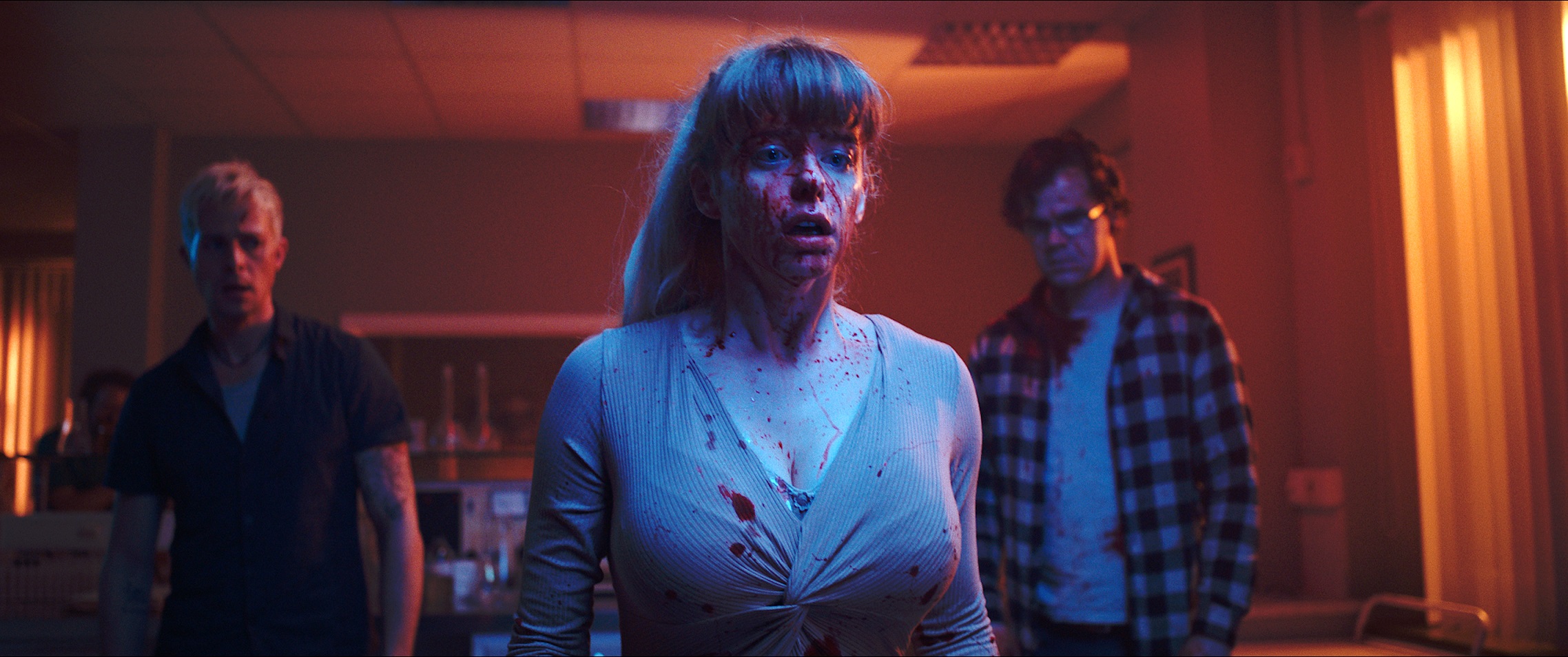 《屍人診所》描述變種病毒被無意間釋放擴散，把活人感染成殭屍，變美的地方卻成了噁爛怪物的出產地。（車庫娛樂）