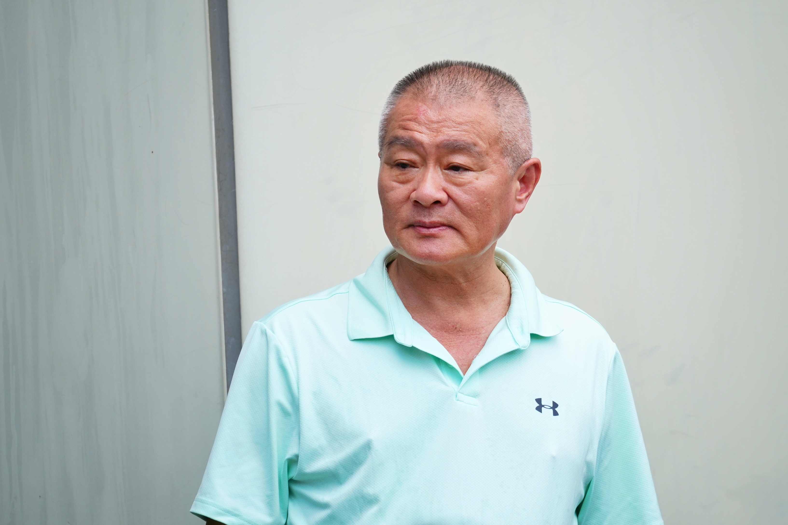 李眉蓁的父親李榮宗是高雄果菜運銷公司總經理,原本不贊成女兒參選,如今也力挺到底。
