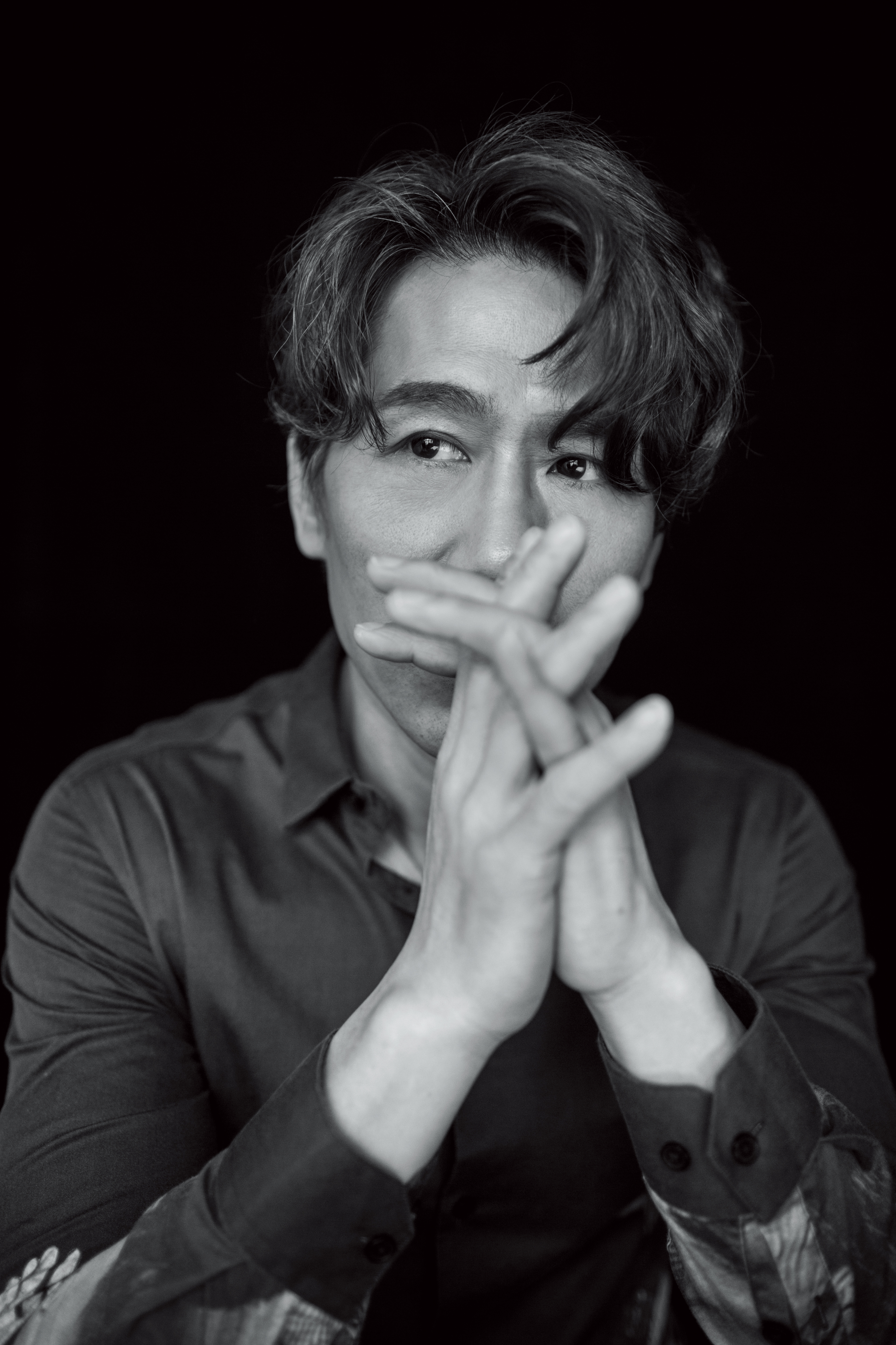 厚實的嗓音， 溫暖的歌路形象， 羅時豐說他本來就是這樣。