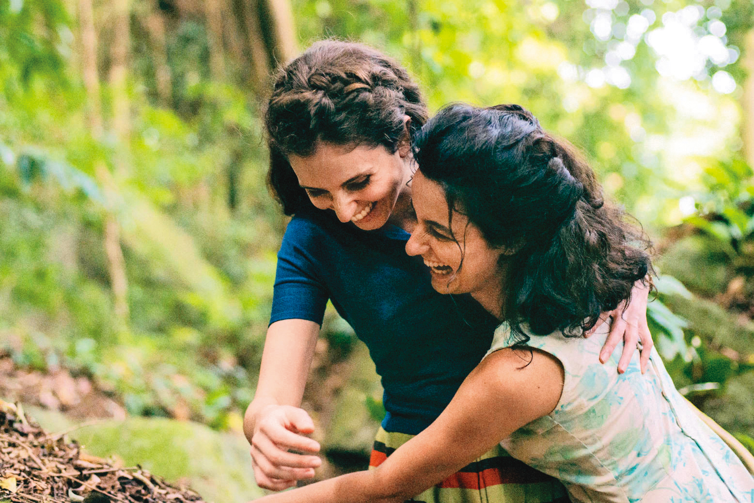 一對原本感情甚篤的姐妹，父權卻將她們的命運推進深淵，全片呈現了女性的追尋，與社會的貶斥。（海鵬提供）