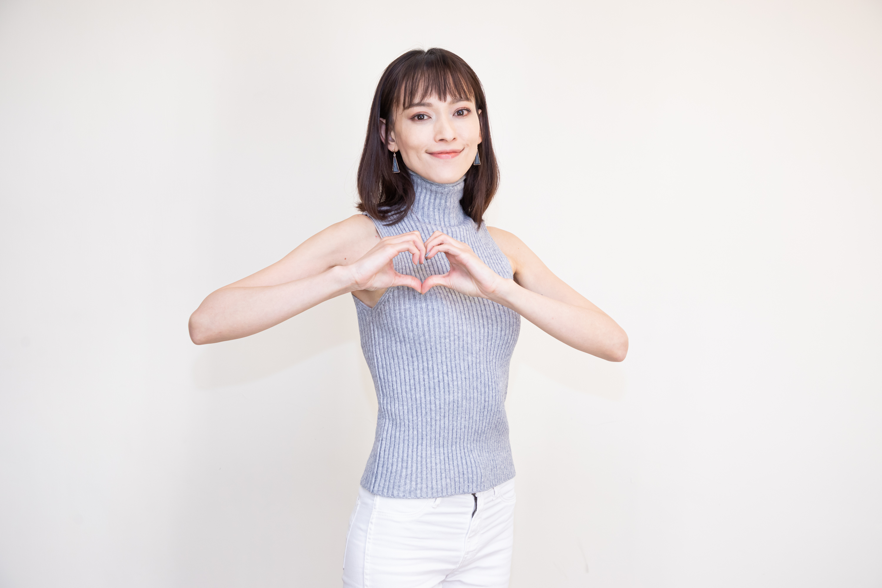 姚以緹去年的作品《江湖無難事》預告締造LiTV瀏覽按讚與轉發數新高紀錄，她大呼超開心。（LiTV 線上影視提供）