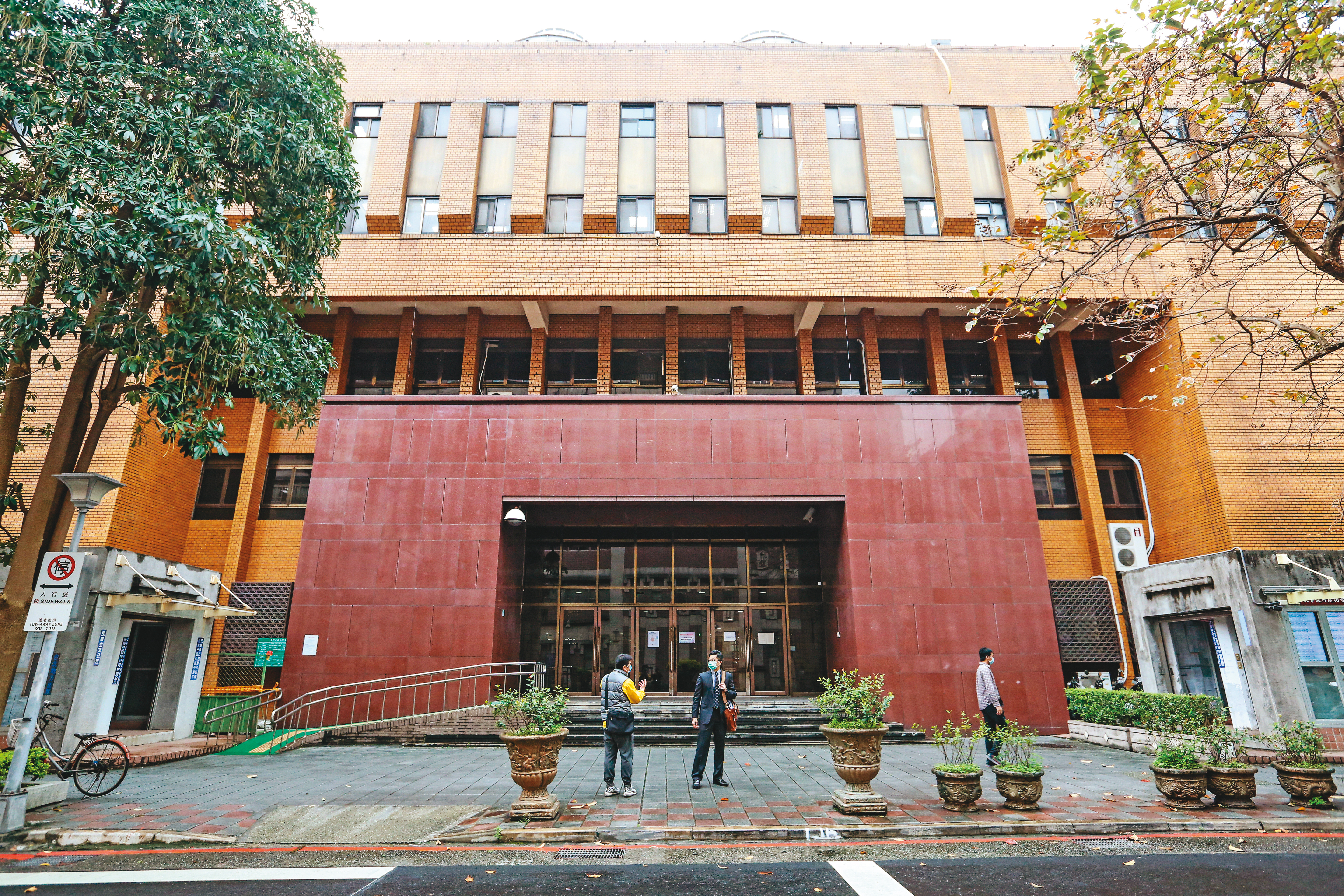 王銓勵指控郭姓學長竄改他的臉書密碼案，正由台北地院（圖）審理中，依法最重可判5年有期徒刑。