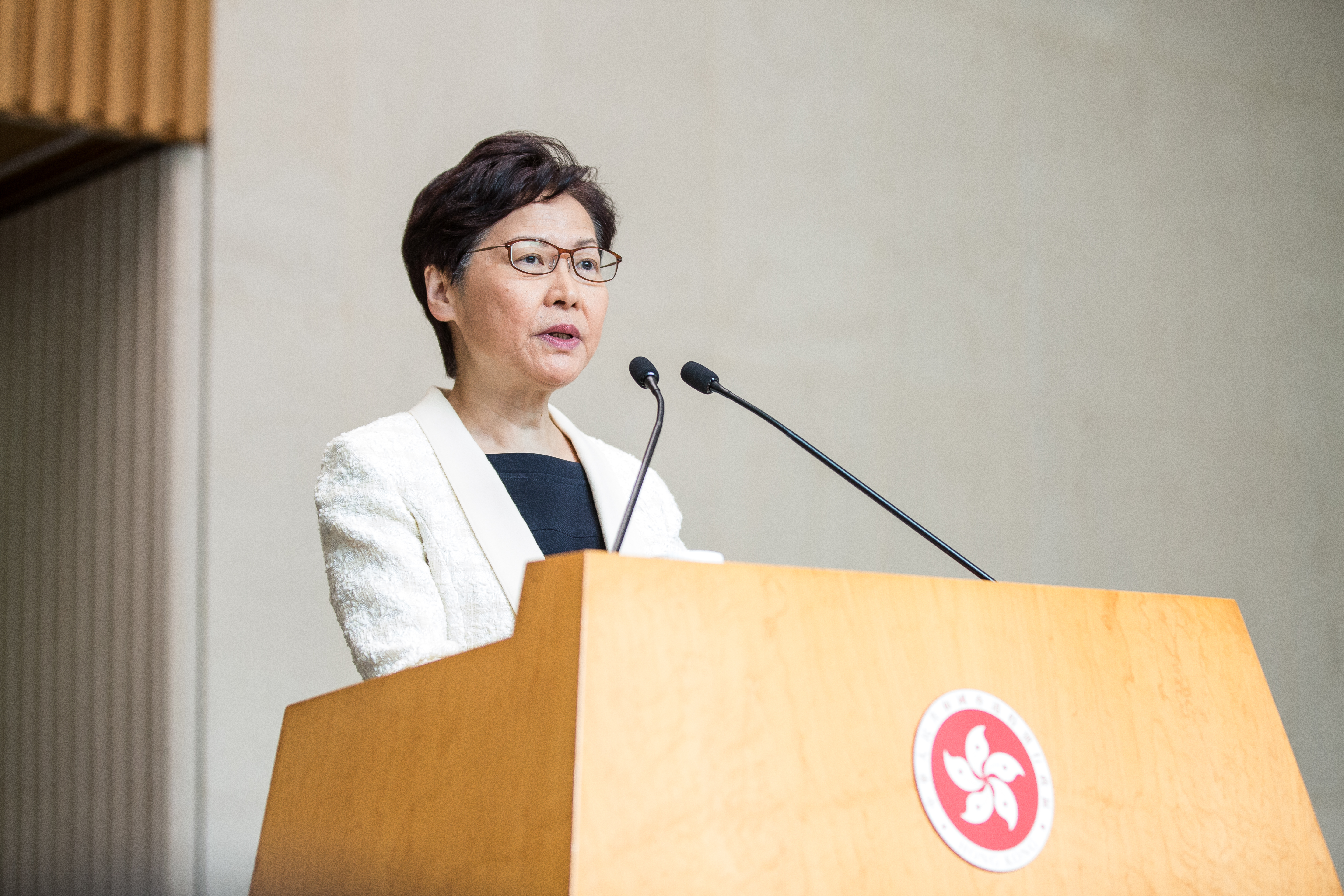 「港版國安法」通過，沃爾森學院發聲明表示，將考慮收回林鄭月娥榮譽院士的頭銜。