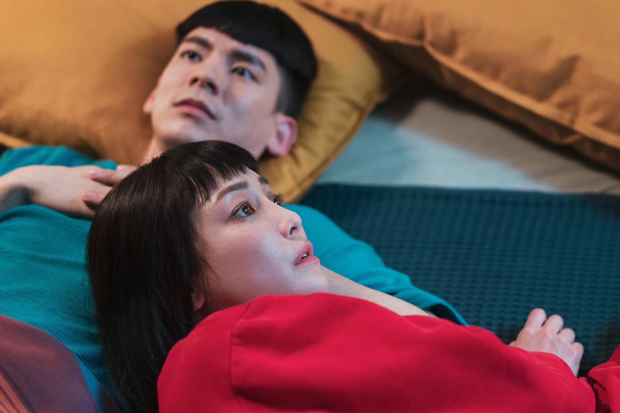 《怪胎》全片以iPhone拍攝，從鏡位、造型、服裝、場景等細節，都是刻意設計過，呼應男女主角罹患強迫症的主題。（牽猴子提供）