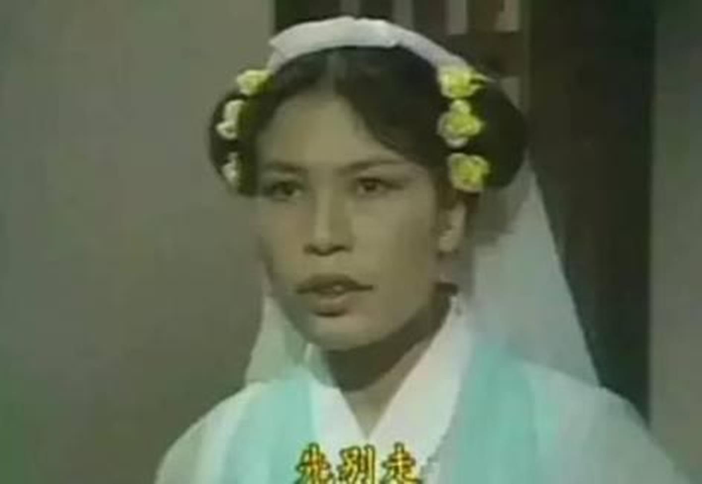 余慕蓮入行逾40年，在香港娛樂圈有「最醜女星」封號。（翻攝自微博）