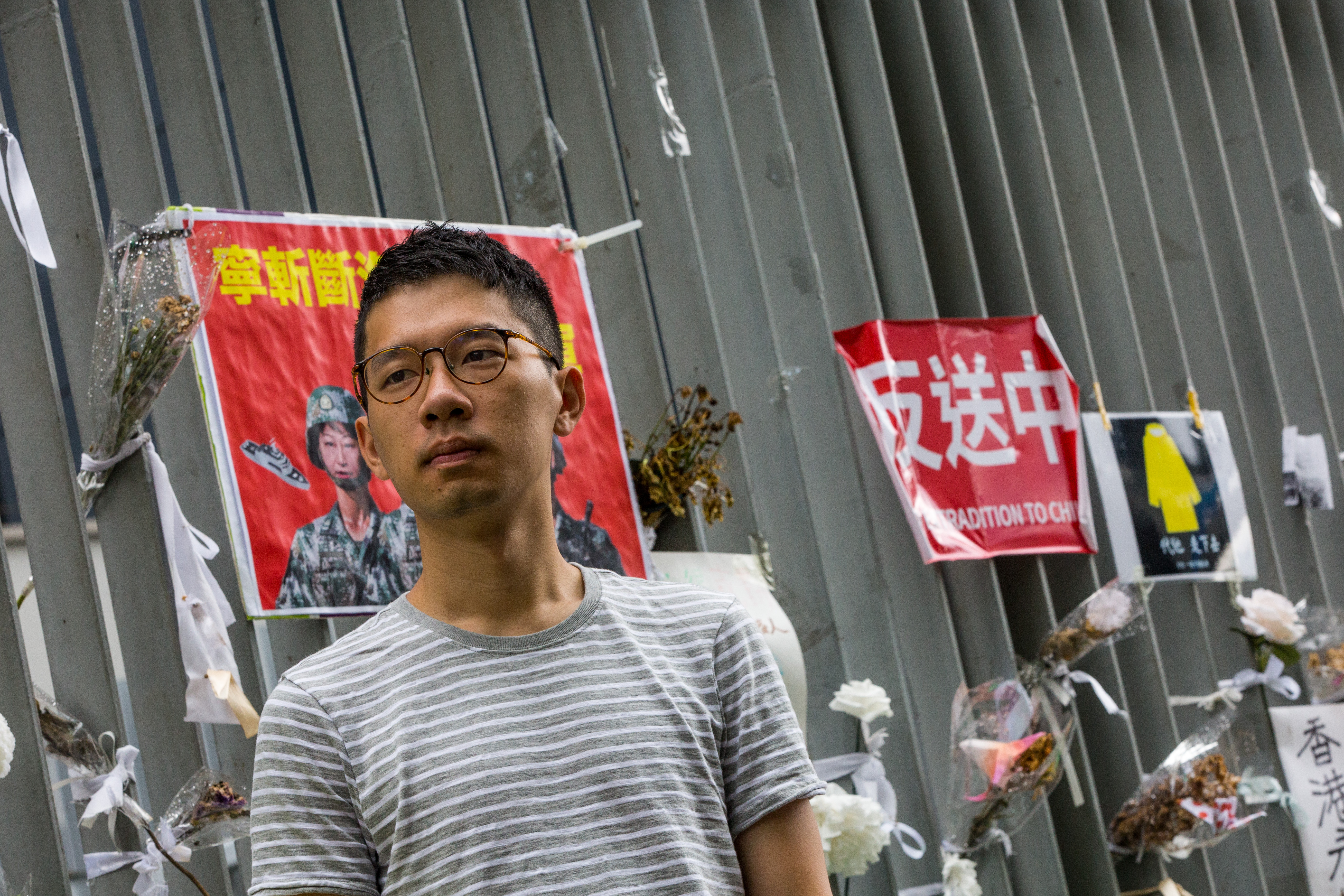 羅冠聰在臉書表示已離開香港，表示會繼續在國際上以香港人身份發聲。