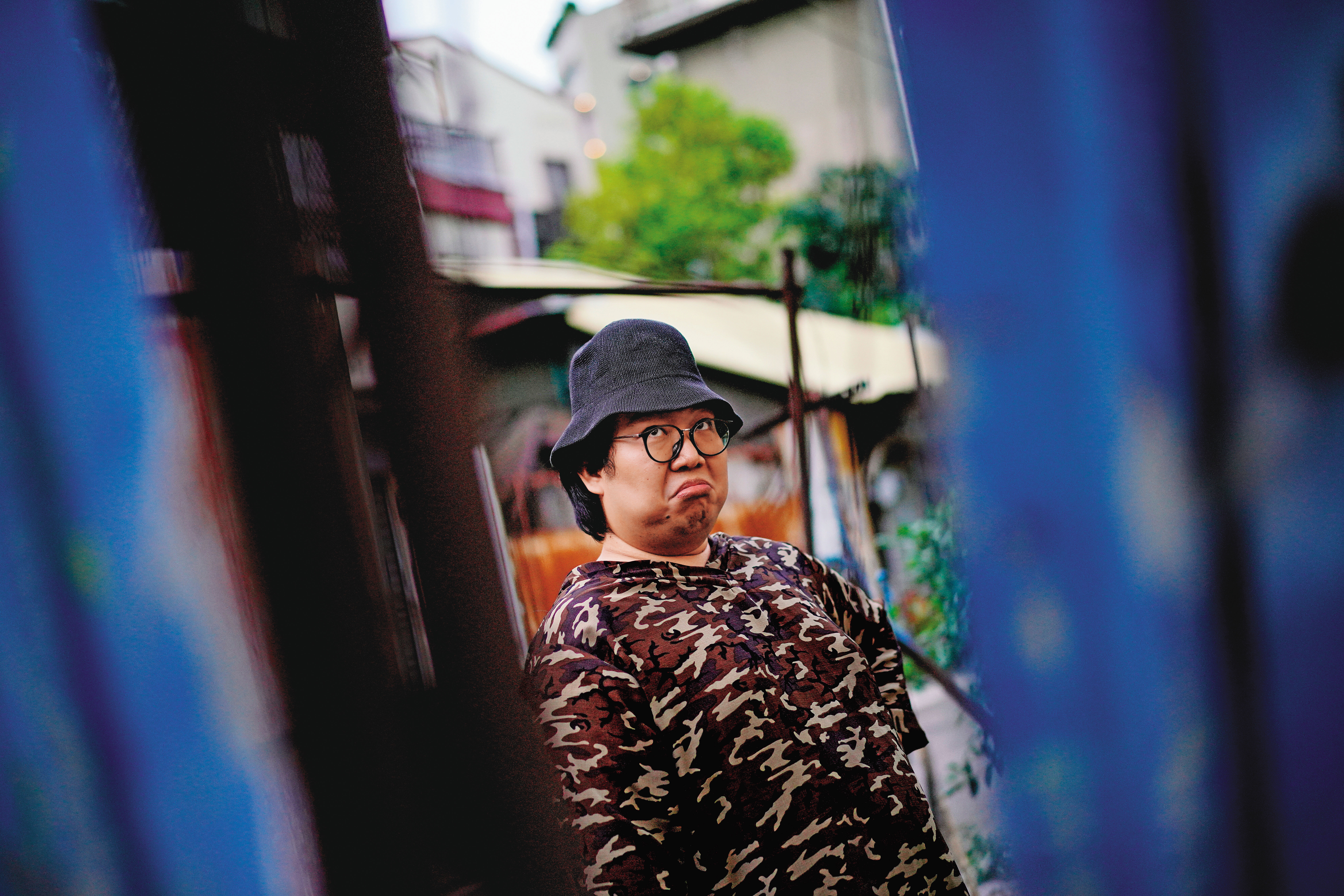 娘娘表情多、愛搞笑，社會適應能力強，她說人妖要比一般人更強才能生存。