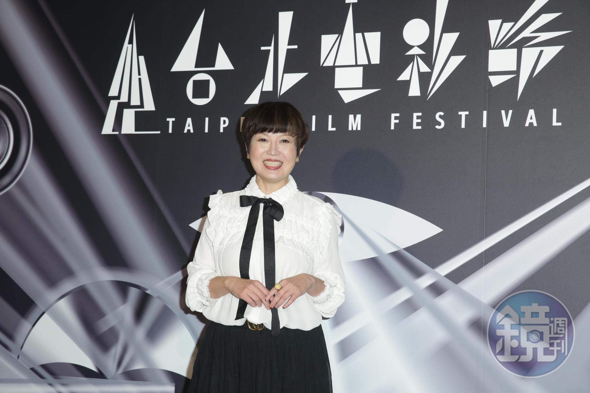 苗可麗在《迷走廣州》突破戲路,扮演壓抑的母親,讓她直呼「不罵人也好看。」