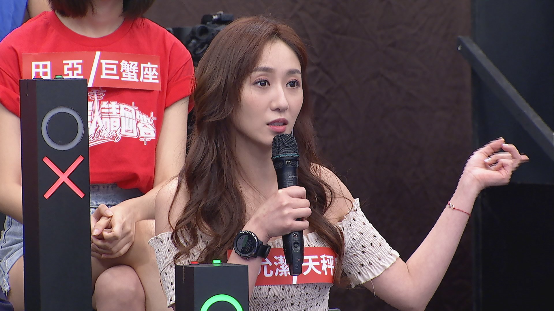 蔡允潔自曝是重男輕女的受害者。（中天提供）