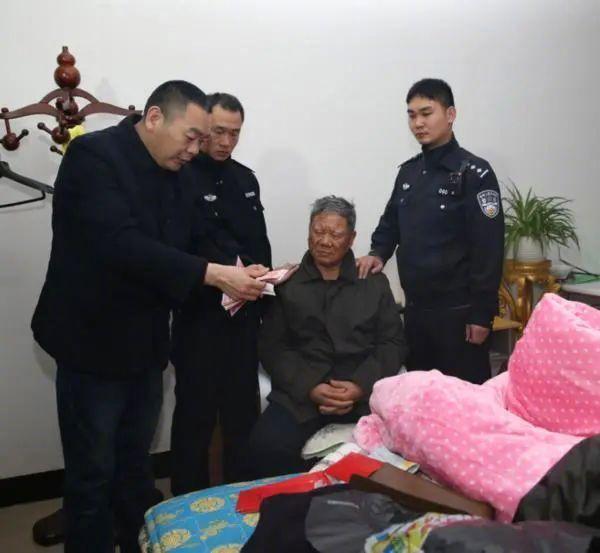 溫金路創立「日月氣功」邪教組織，性侵女信徒遭逮。（翻攝自微博）