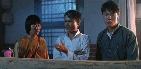 經典香港殭屍片《暫時停止呼吸》當年在台灣上映前，由江泰暾先行修剪。（翻攝自https://www.hk01.com/）