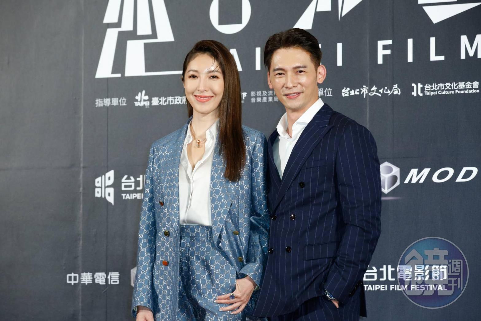 楊謹華及溫昇豪是時隔11年後的再次同台,老搭檔見面,楊謹華竟要溫昇豪在台上玩雜耍翻跟斗。