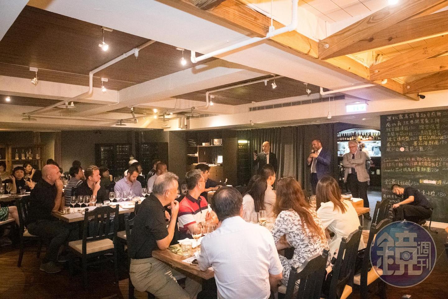 Accademia Italiana Delegazione di Taiwan在「Solo Pasta」舉辦會員餐會。