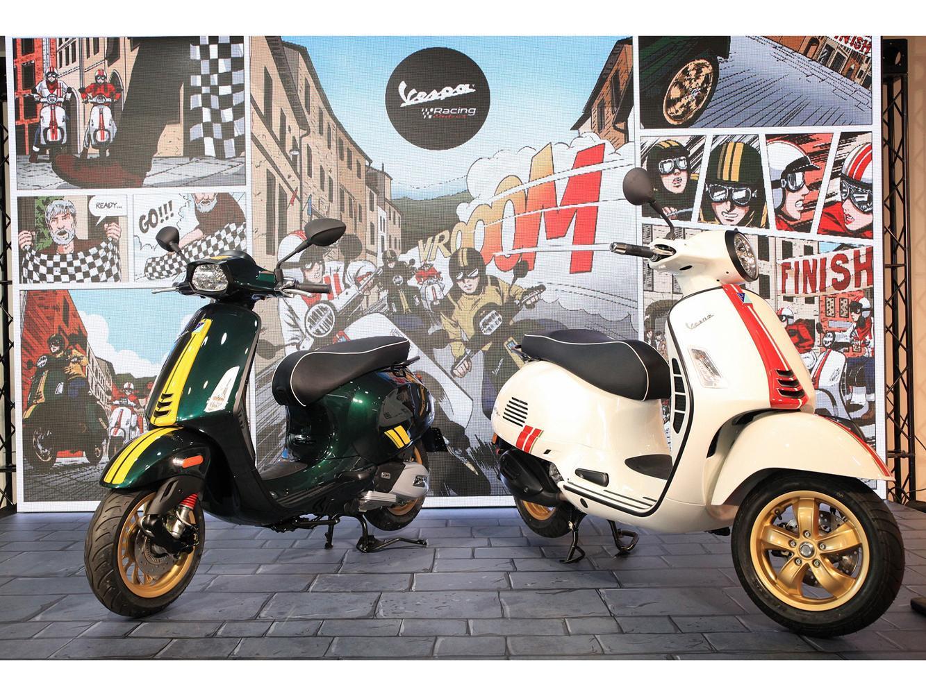  (左車)Vespa Sprint 150 Racing Sixties競速綠；(右車)Vespa GTS 300 Racing Sixties極速白。