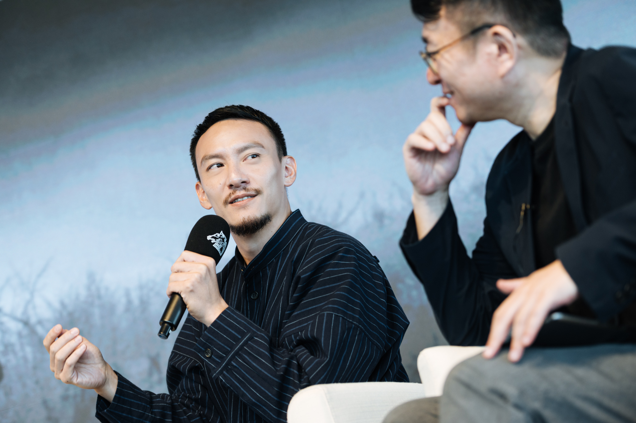 張震出席2020金馬電影大師課，跟侯孝賢合作「雖然很痛苦卻是有趣的經驗」。（金馬執委會提供）