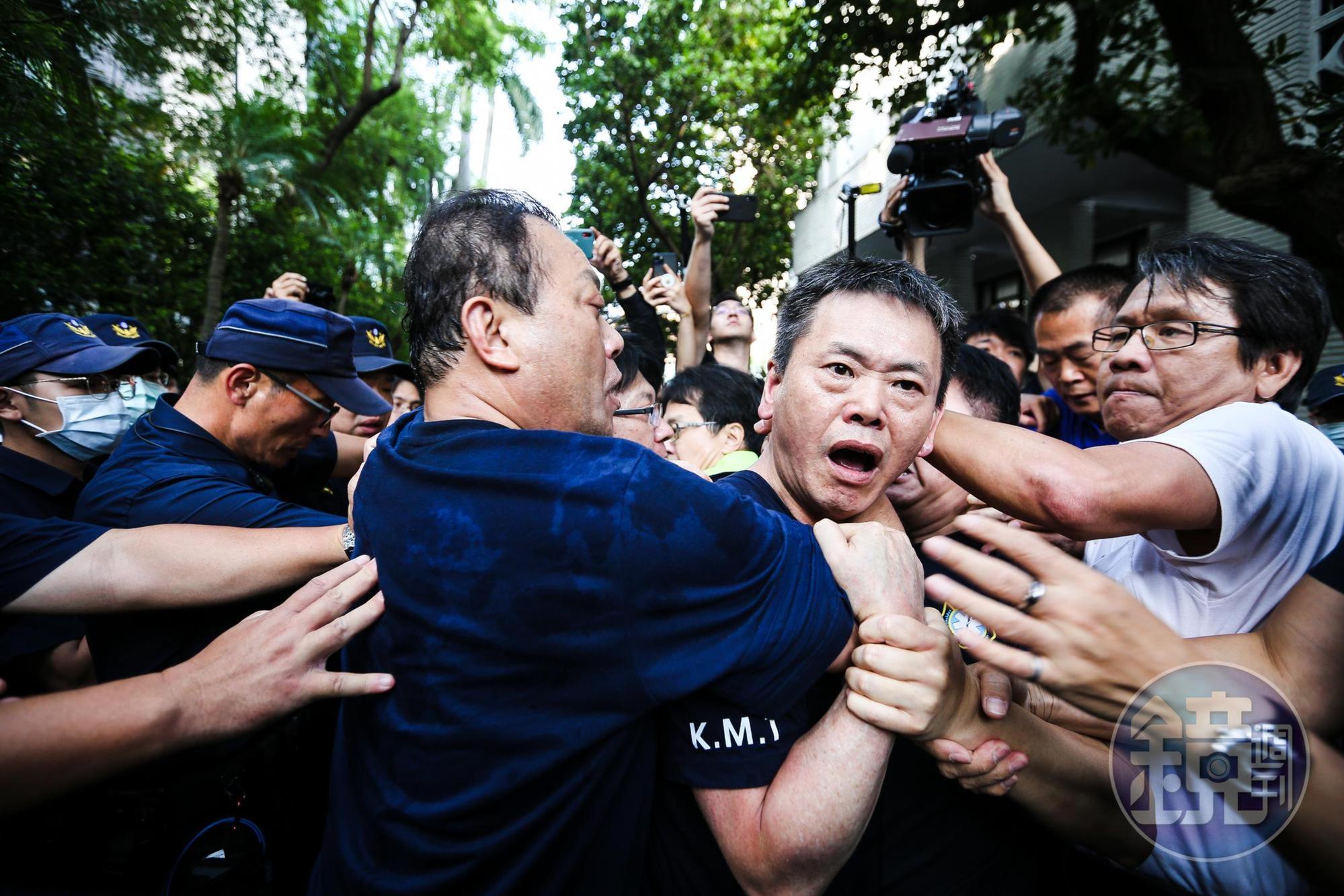 立院今將審查監察院長被提名人陳菊一案，藍綠爆發衝突。