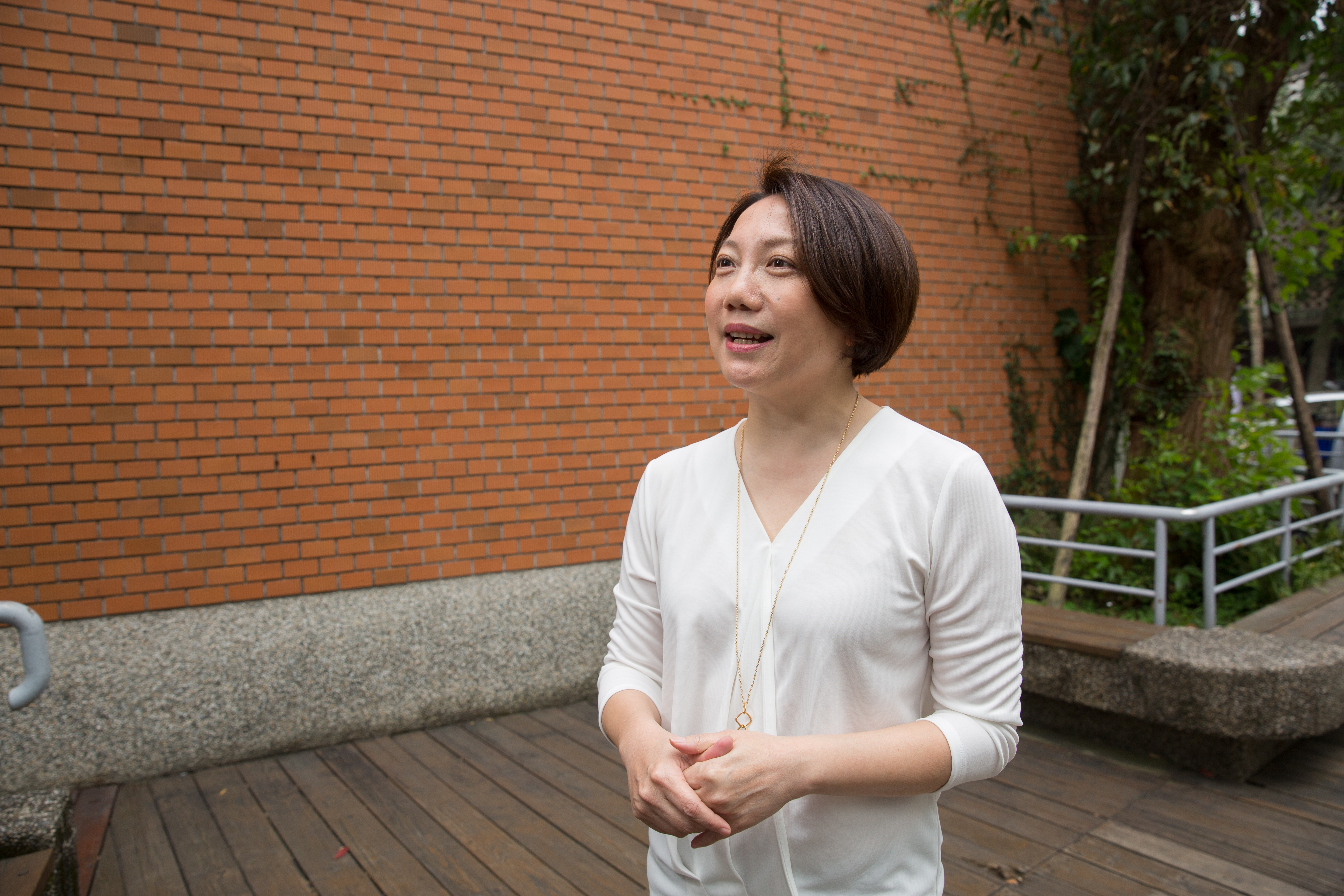 立委范雲遭到國民黨立委陳雪生用肚子連頂背後，對方還表示「不會懷孕不算性騷擾」。（本刊資料照）