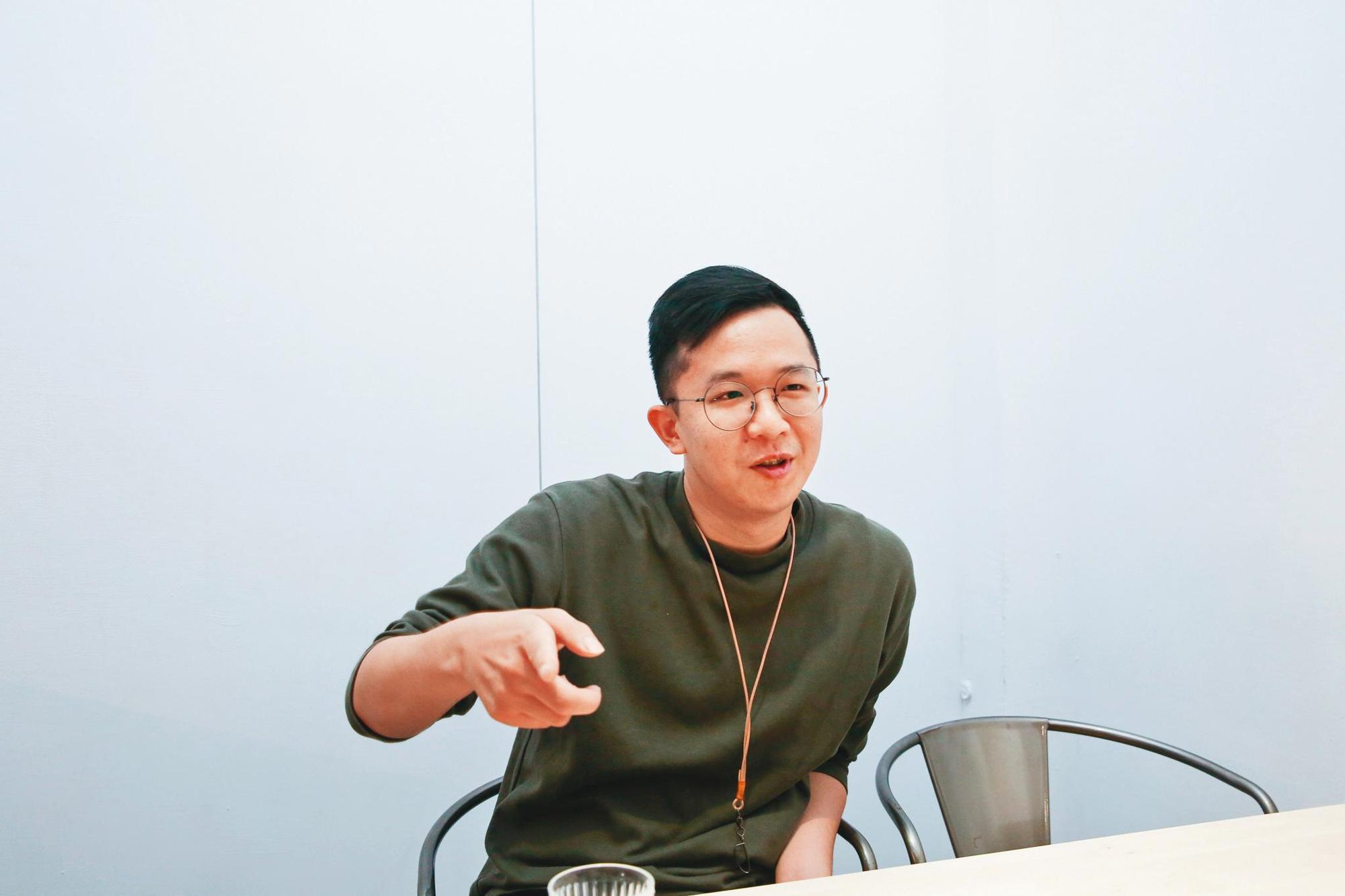 店長說起粼島的精神,就是要讓客人放空、放鬆,度過一段美好假期。