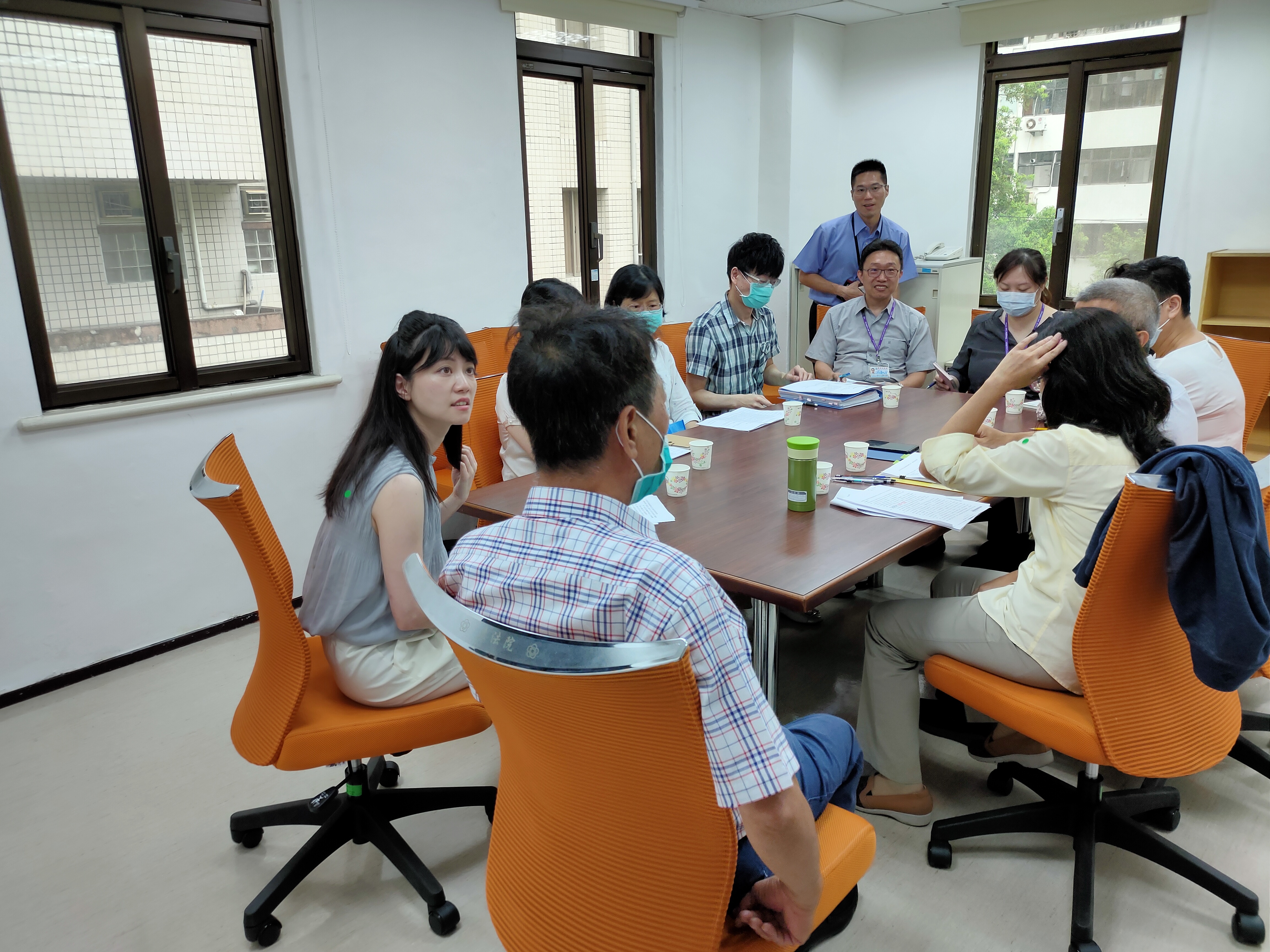 民進黨立委高嘉瑜今為張姓大亨印鑑證明案開協調會。