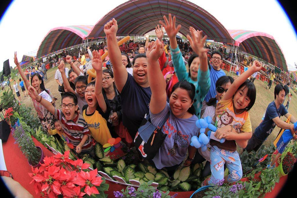 移民署針對符合領取資格的新住民名單提供給經濟部，並每日定時更新，以確保新住民都可拿到振興3倍券。（移民署提供）