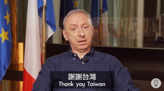 法國在台協會主任公孫孟上網紅節目，表達對台灣的感謝。（翻攝Ku's dream酷的夢-YouTube頻道）