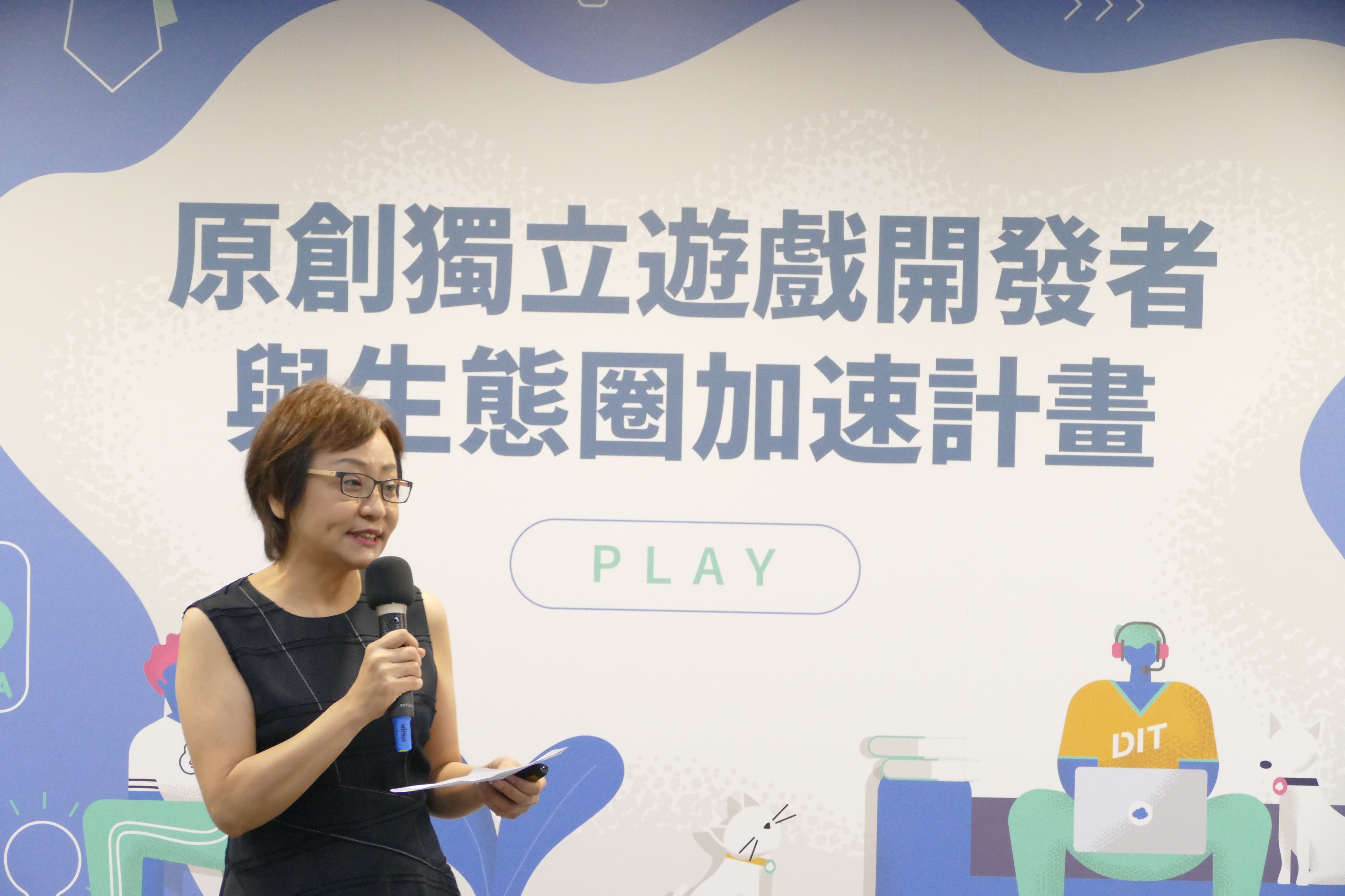 創夢市集總經理傅慧娟，在發布茶會上分享加速計畫推動的五項要點。（創夢市集提供）