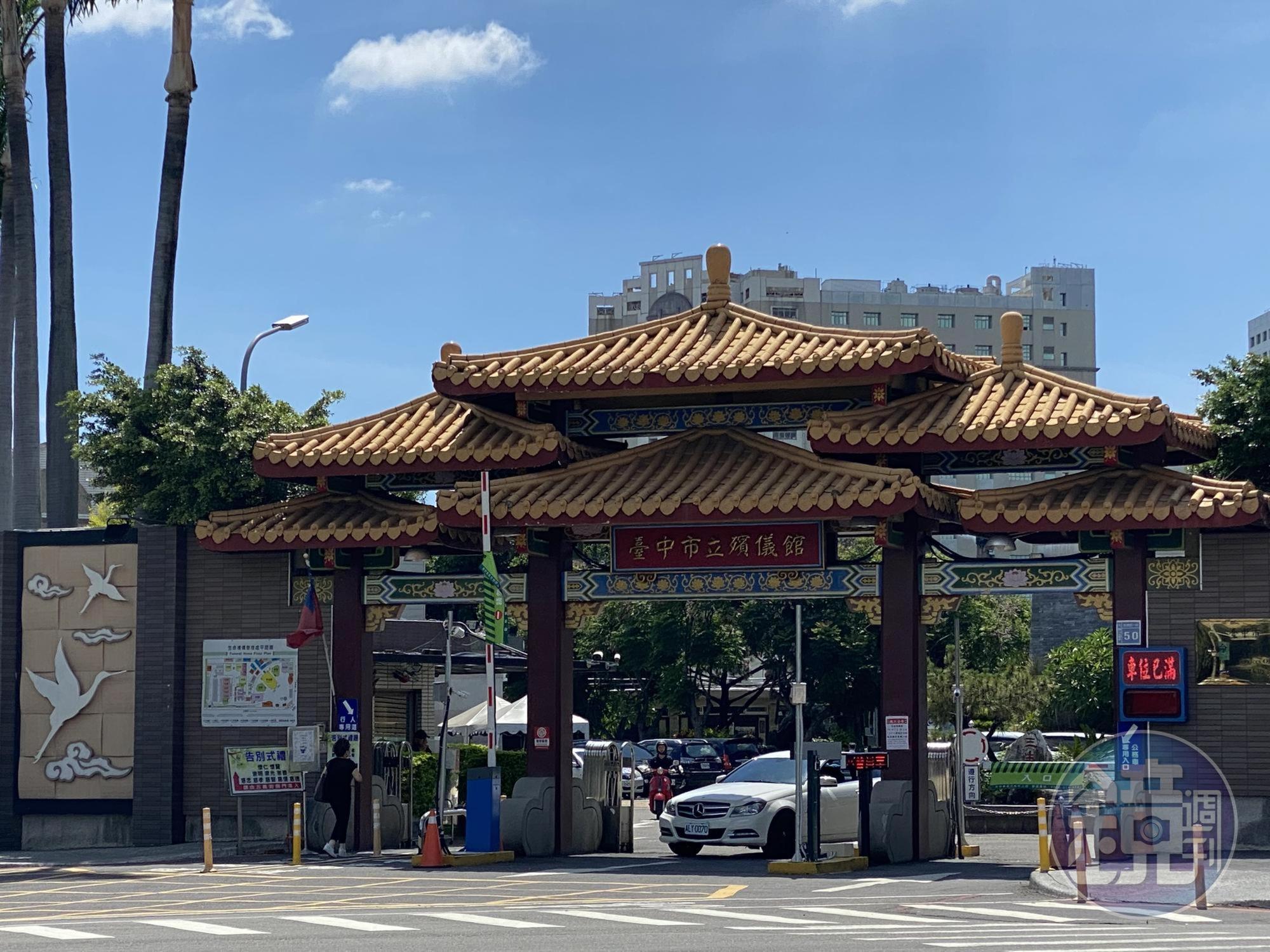 因為殯儀館位於台中市北區，行政相驗數量是其他區的10倍以上。