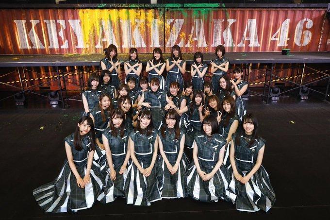 「欅坂46」昨晚舉辦線上演唱會，宣布將於今年10月演出後改名重生。（翻攝「欅坂46」Twitter）