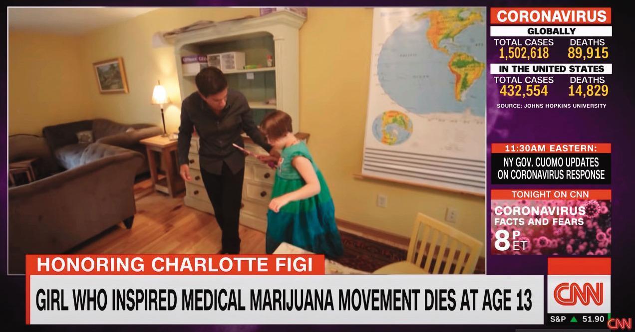 CNN報導女童夏洛特(右)使用大麻油後,從癱瘓在床到可以走動,神奇療效引起討論。(翻攝CNN YouTube)