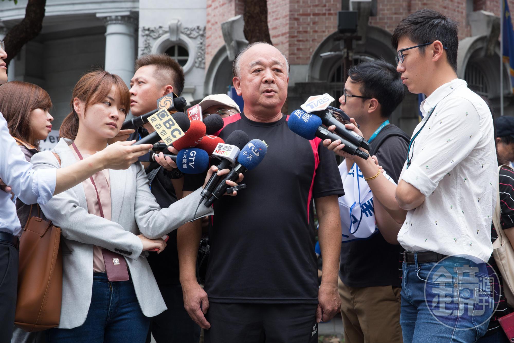 立委吳斯懷2018年曾率領反年改團體衝撞立院,今遭到起訴。(本刊資料照)