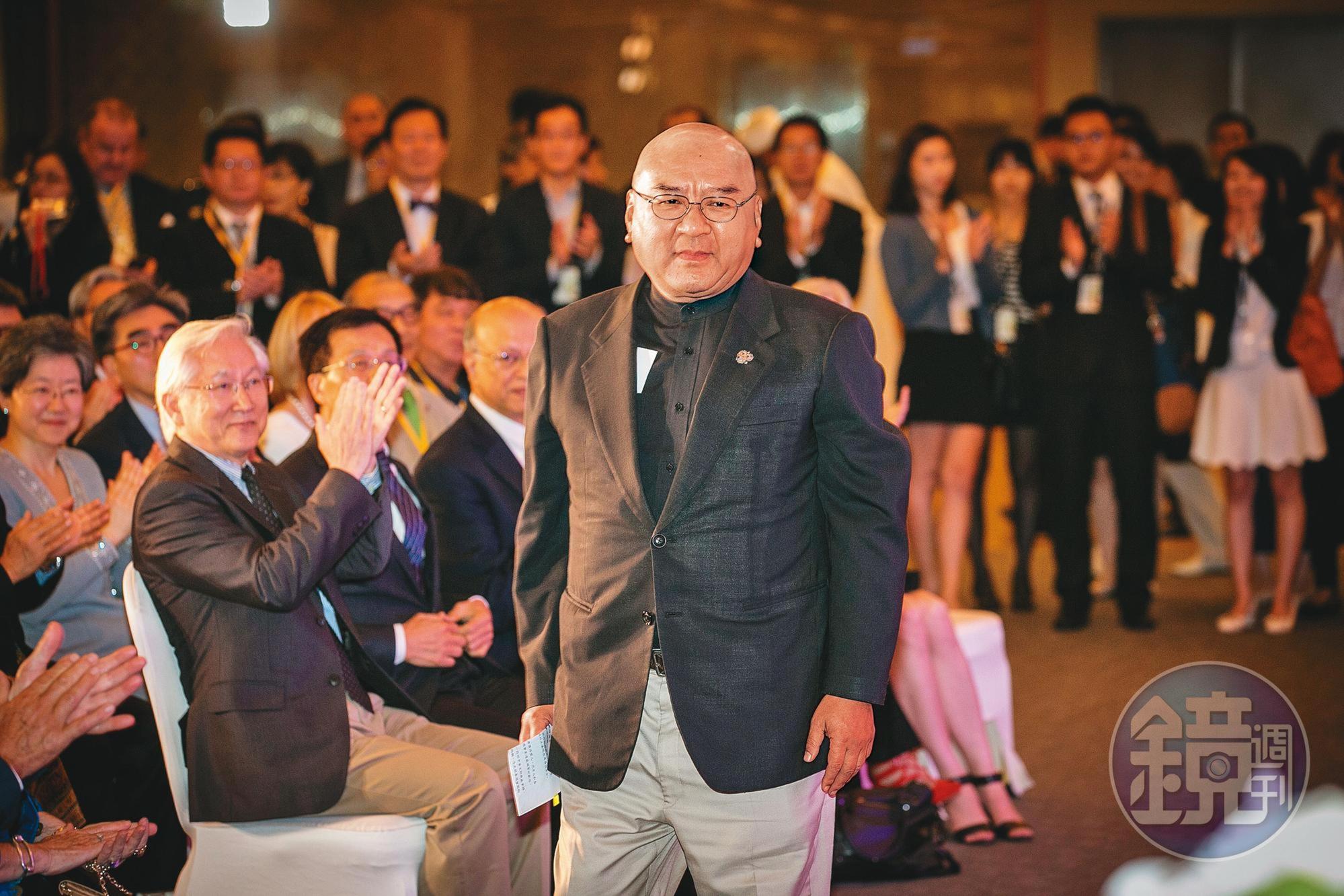 潤泰集團總裁尹衍樑在海灣新城也有房產。