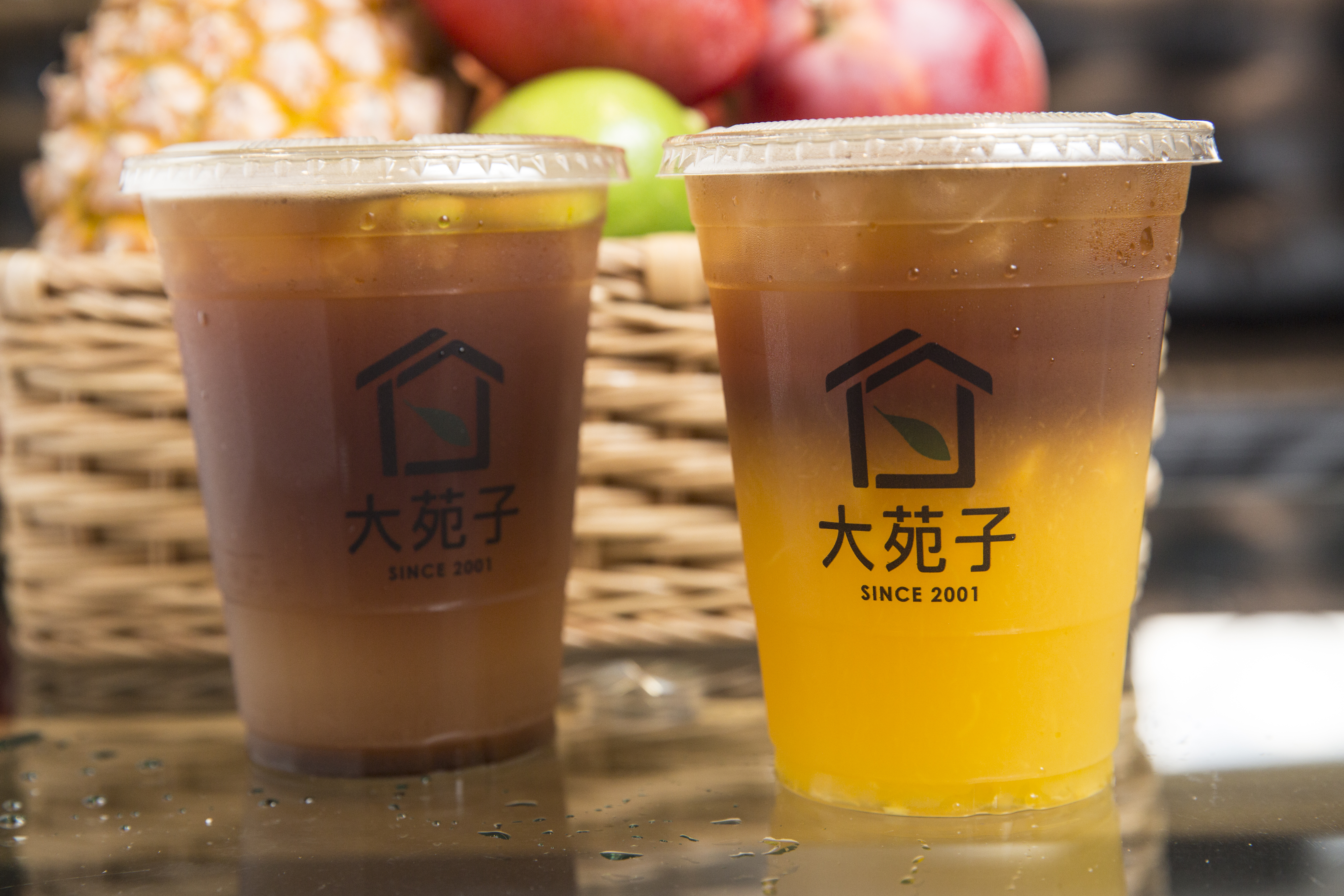 去年推出鮮果咖啡系列，以特調冷萃咖啡為基底，再加入新鮮水果創造新的口感。