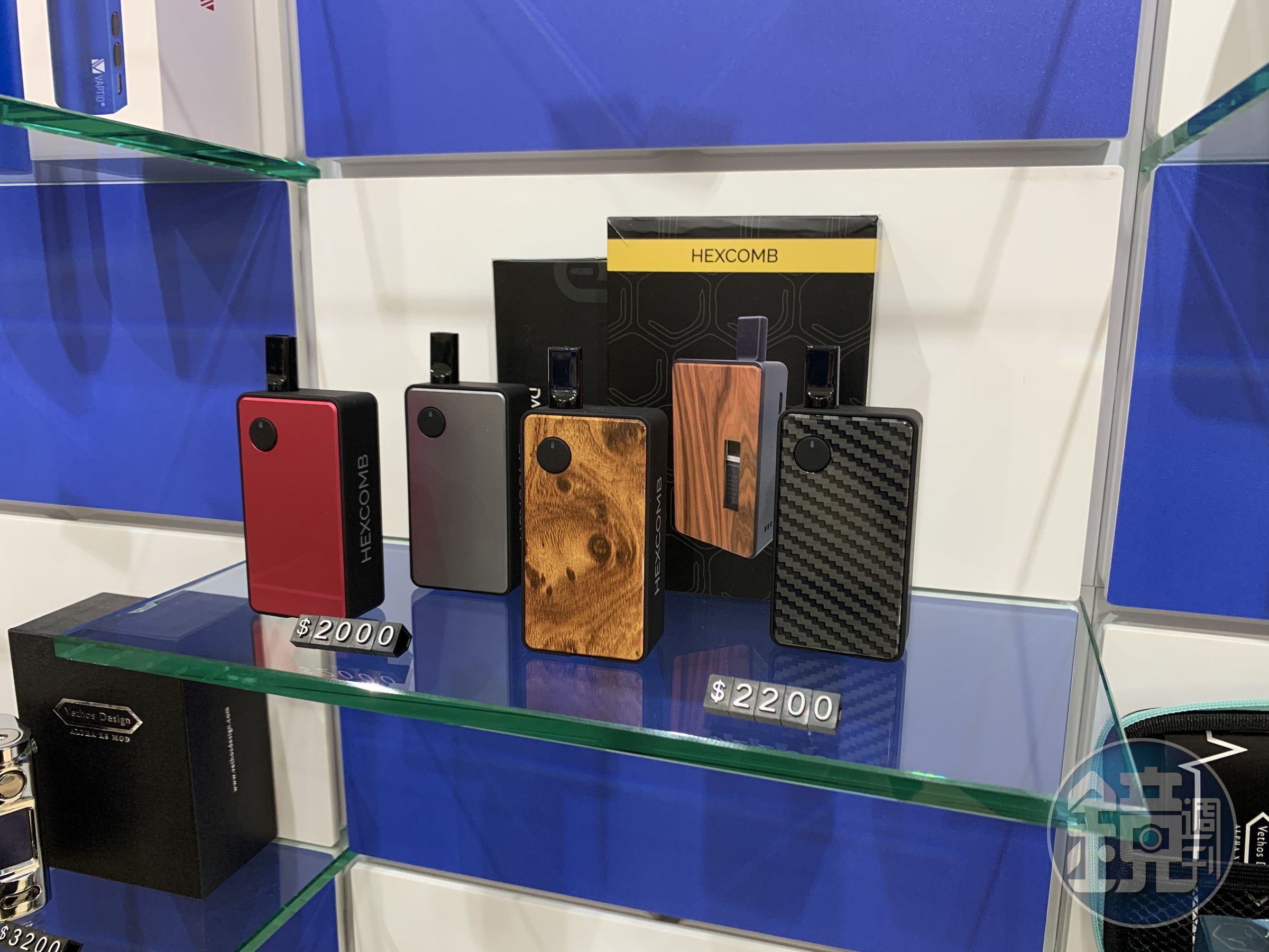 電子菸、加熱菸盛行，衛福部指出，為保護兒童青少年免於菸害，政府積極推動《菸害防制法》修法。（示意圖）