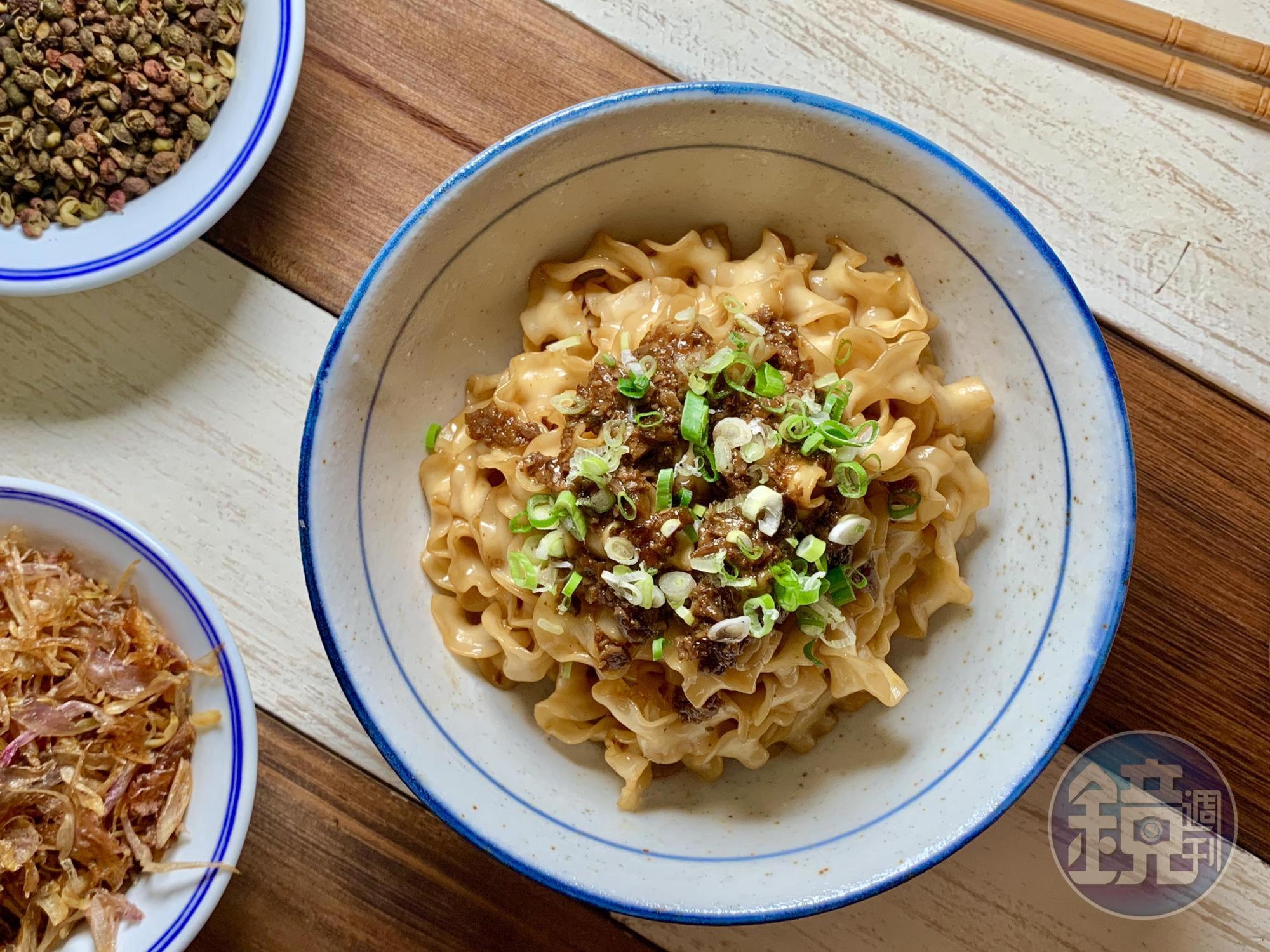 「漢來美食」推出「來拌麵」，搶食乾拌麵的市場大餅