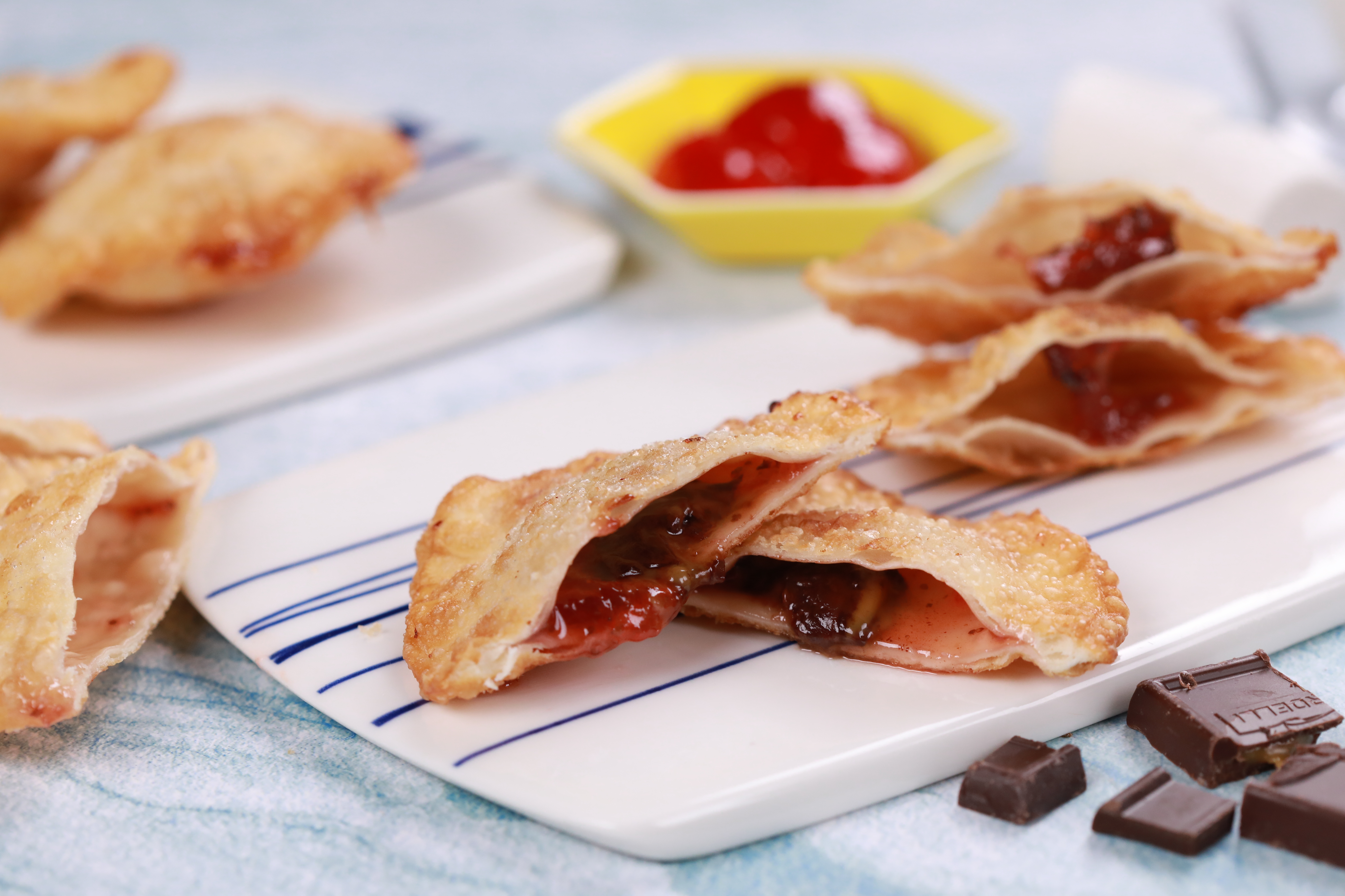 吃不完的草莓果醬，可以包進水餃皮變成趴踢料理「阿莓仔夾派」。