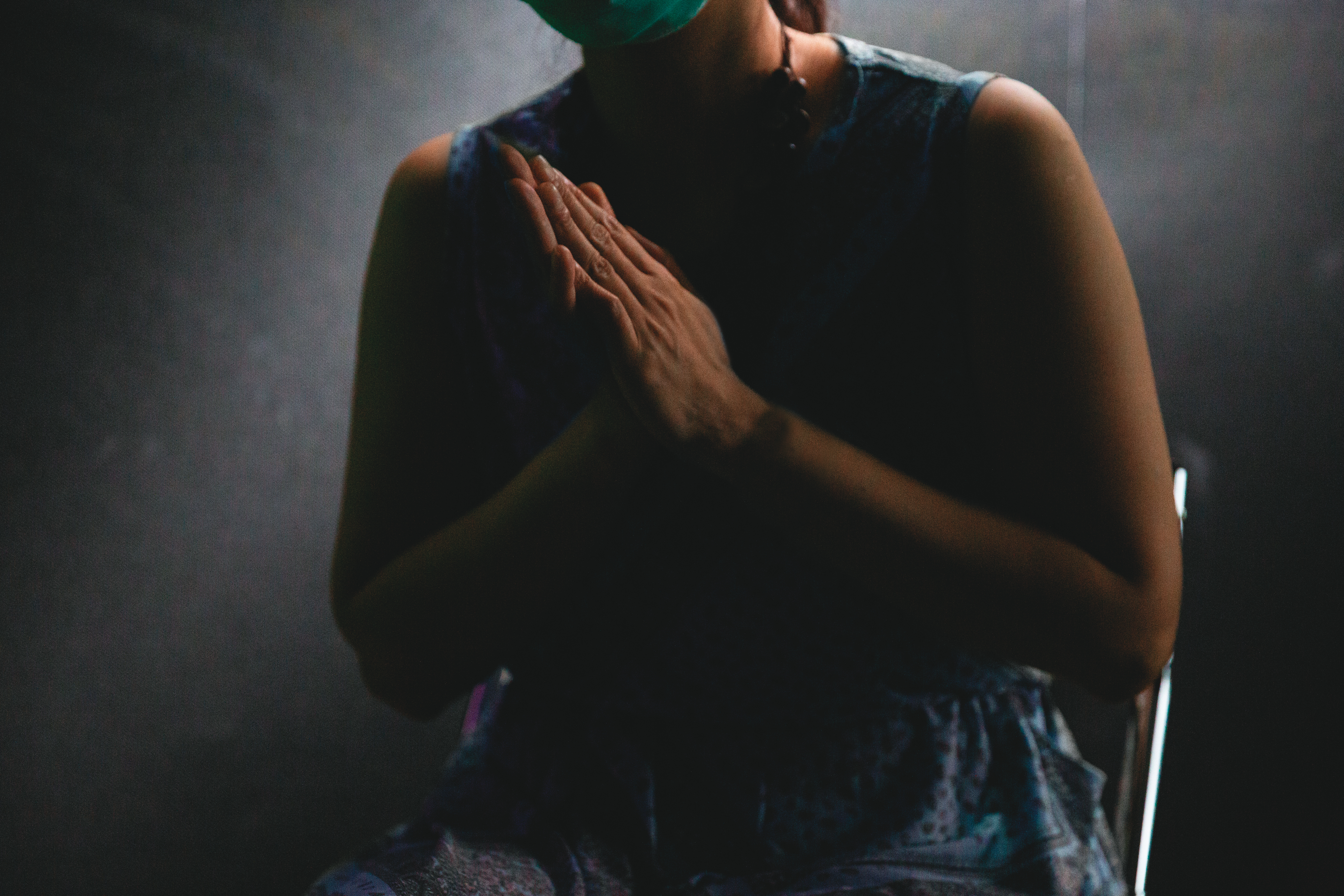 爆料者L老師說，林松宏經常下班還傳LINE訊息給她，用字遣詞更逾越同事間的分際，令人不舒服。（為保護當事人，已變裝處理）