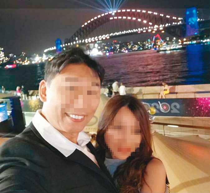 忻男（左）另名女友B女（右）發現遭劈腿後，曾打電話與A女對質。（讀者提供）