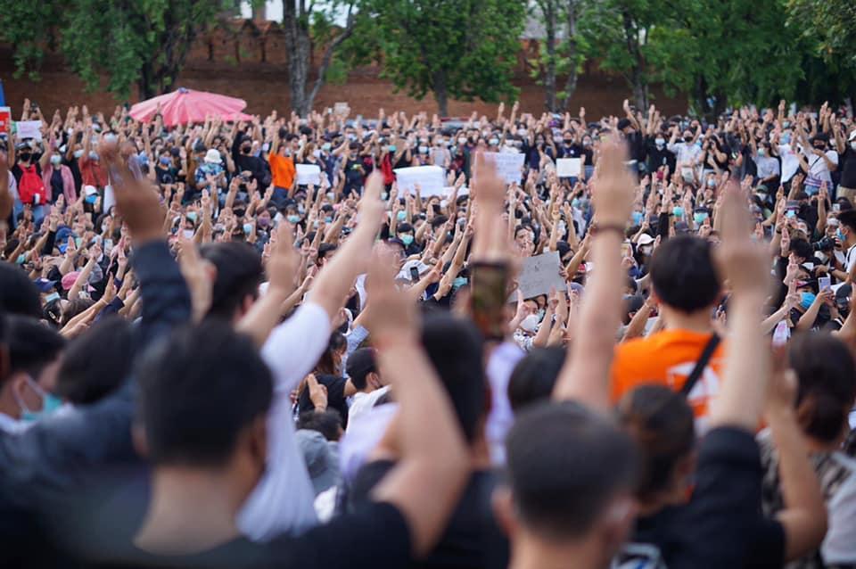 泰國爆發2014年後最大規模反政府示威活動。(翻攝自เยาวชนปลดแอก - Free YOUTH粉絲專頁)