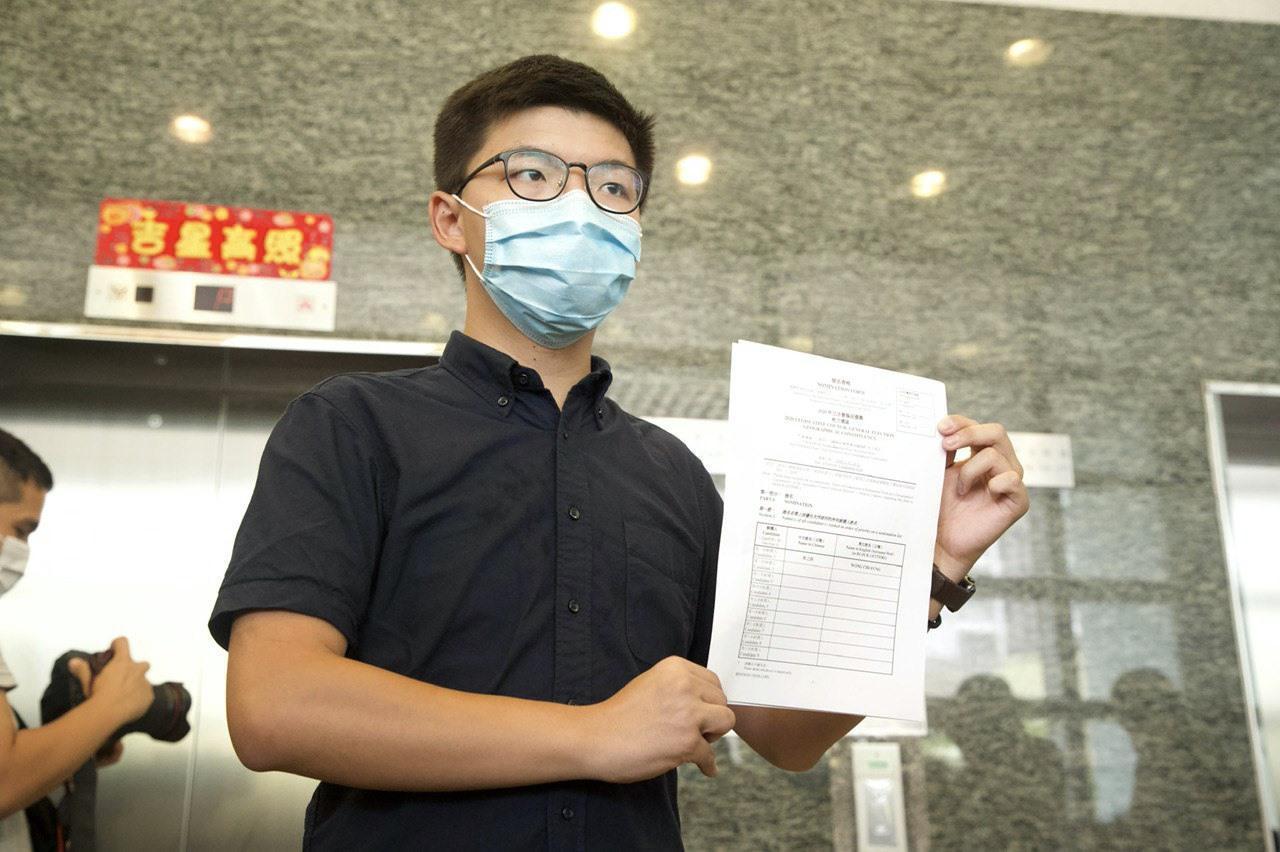 黃之鋒昨日在臉書自爆,自《港區國安法》通過後,數日以來遭到跟蹤的次數已經超乎他的想像。(翻攝自黃之鋒臉書)