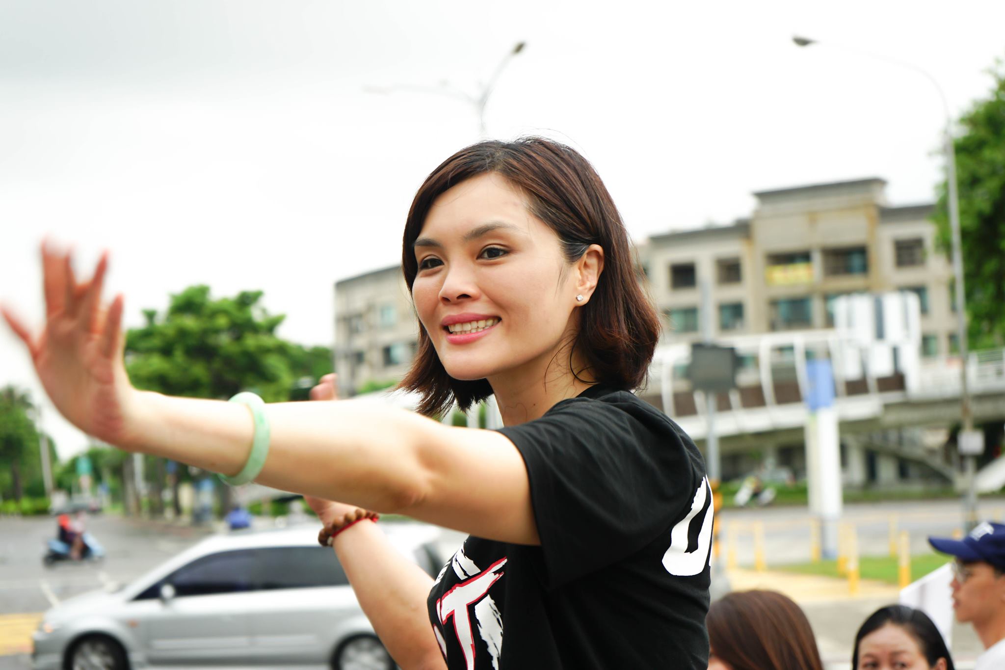 李眉蓁論文抄襲爭議越演越烈，今再被本刊踢爆，整本123頁本文幾乎都抄襲他人著作。（翻攝自李眉蓁臉書）