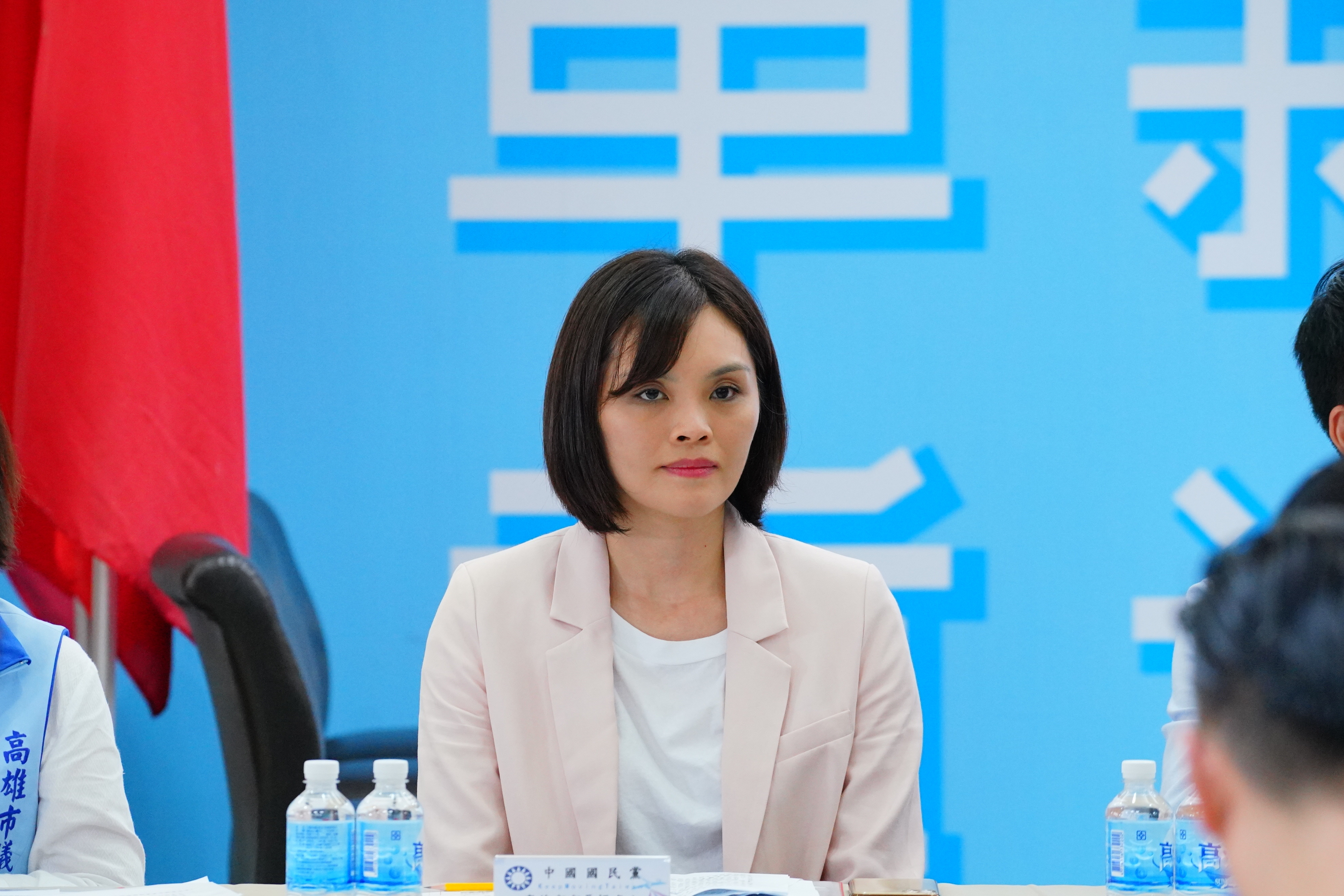 國民黨高雄市長補選候選人李眉蓁爆出論文抄襲爭議，其中論文多處內容被揪出直接複製貼上。